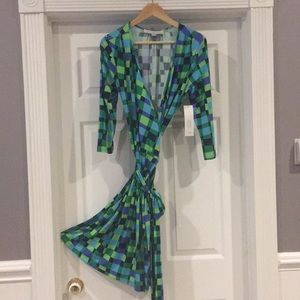 Lesley Evers wrap dress